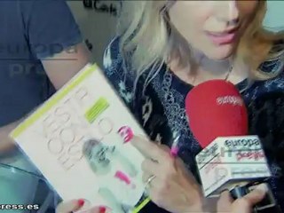 Soraya Arnelas y María León acuden a la VFNO