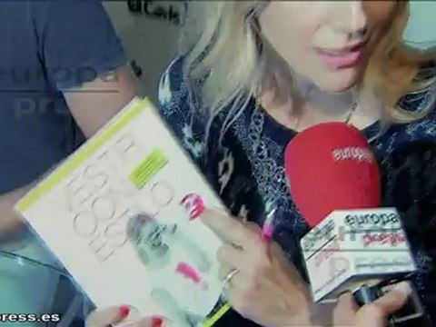 Soraya Arnelas y María León acuden a la VFNO