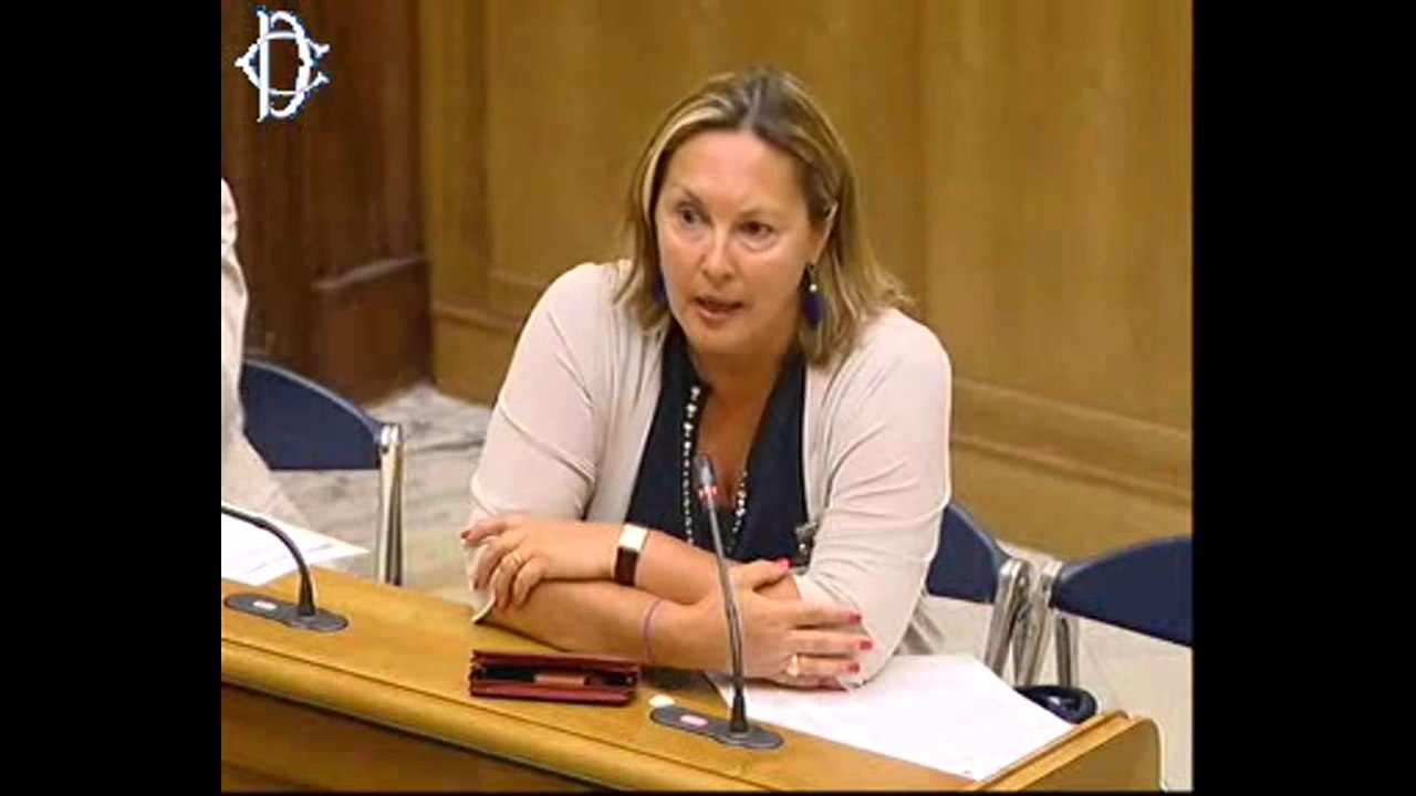 Federica Mogherini - Contro la produzione delle bombe a grappolo (06.09.12)