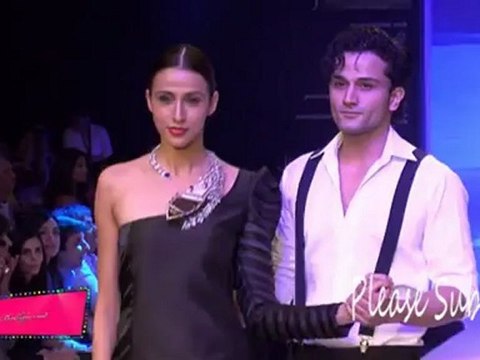 Hot Model Alesia Raut Dance on Ramp