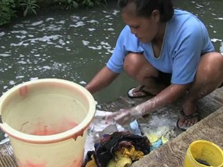 Indonésie: le fleuve Citarum, l'un des plus pollués au monde
