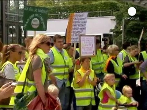 Lufthansa cabin crew strike grounds flights