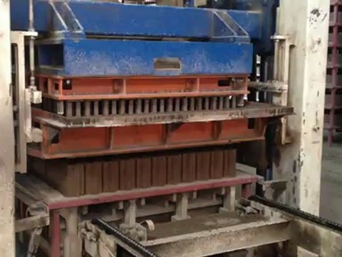 Tam Otomatik Bims ve Briket Makinesi - Full Automatic Concrete Block Making Machine