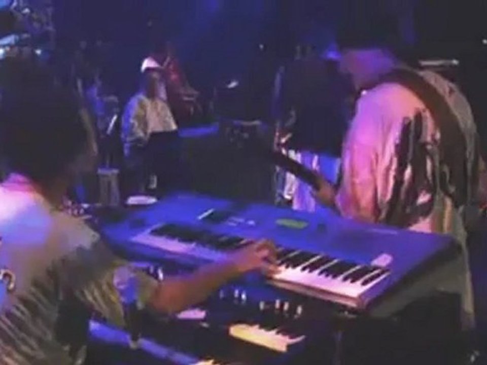 AFRO BLUE (M. Santamaria) - Live Fest. Montreaux 2004