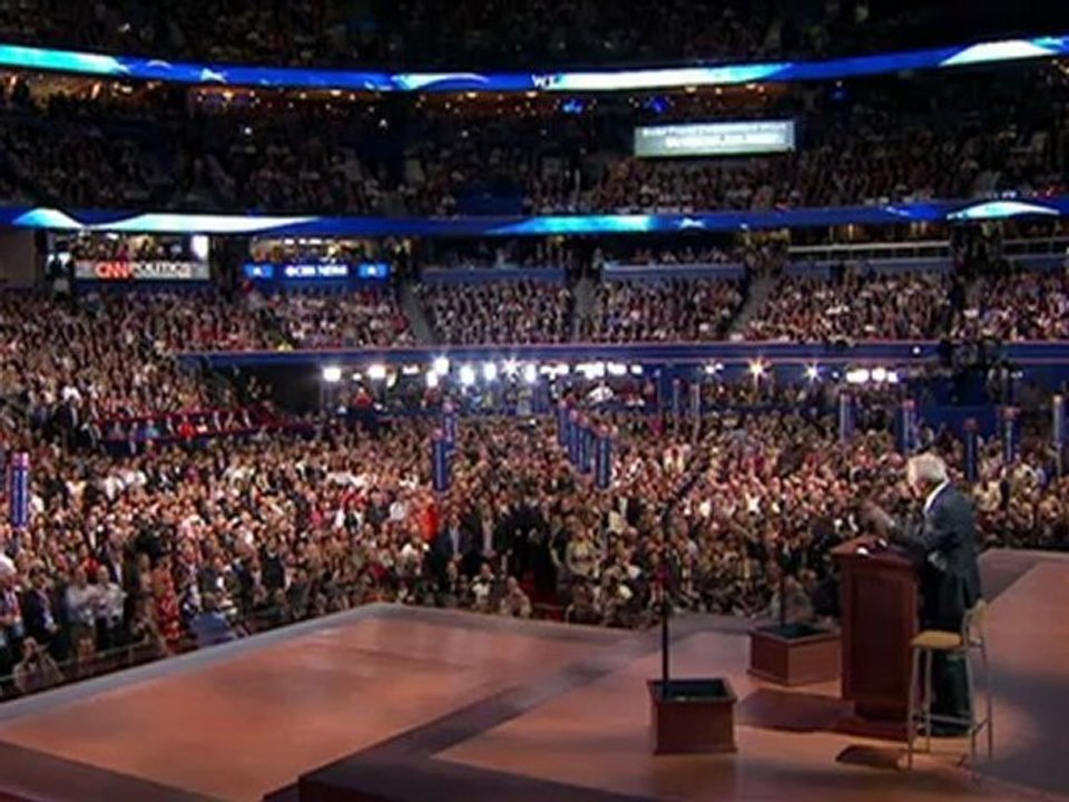 Clint Eastwood, invité d'honneur de Mitt Romney