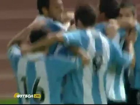 Lionel Messi coup franc contre le Paraguay !