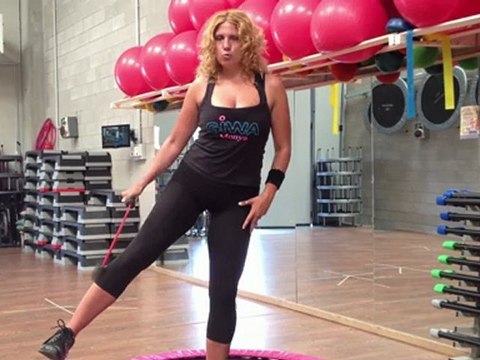 Monya fitness e Giwa esercizi Flexi Bar Butterfly con trampolino elastico tavola propriocettiva.