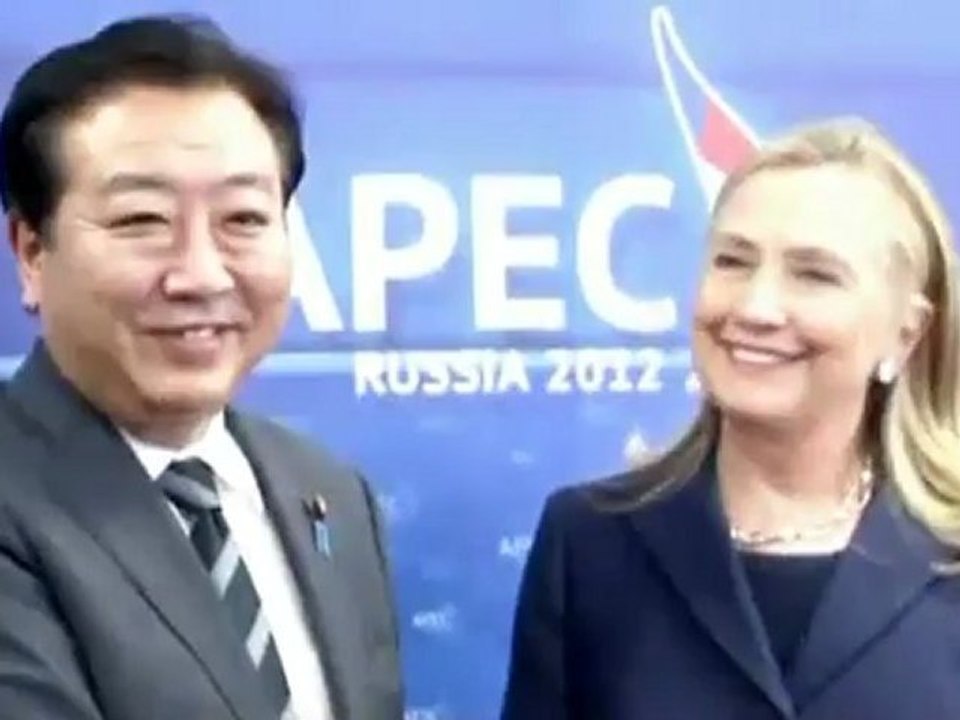 Clinton meets with Japan PM Noda