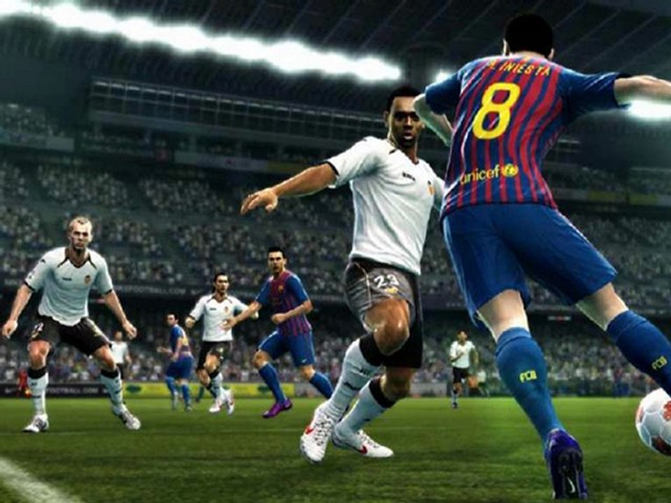 Download Pro Evolution Soccer (PES) 2013 PSP ISO CSO (EUR)