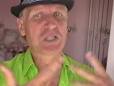 Анекдот про гламурную москвичку.