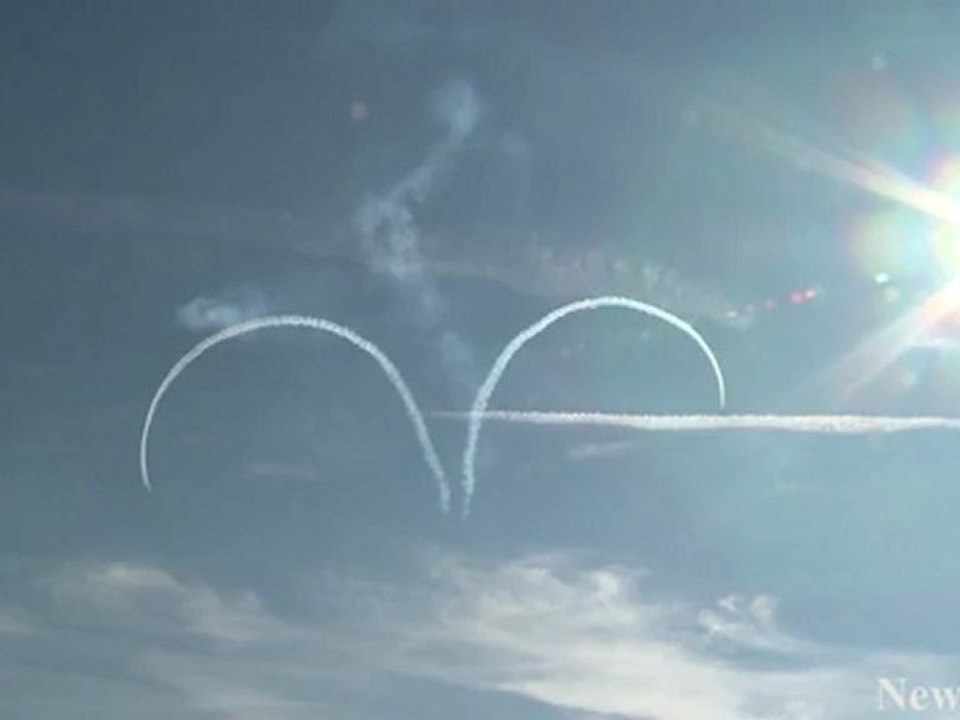 NewCa.com: 2012 Canadian International Air Show: Canadian Forces Snowbirds Demo