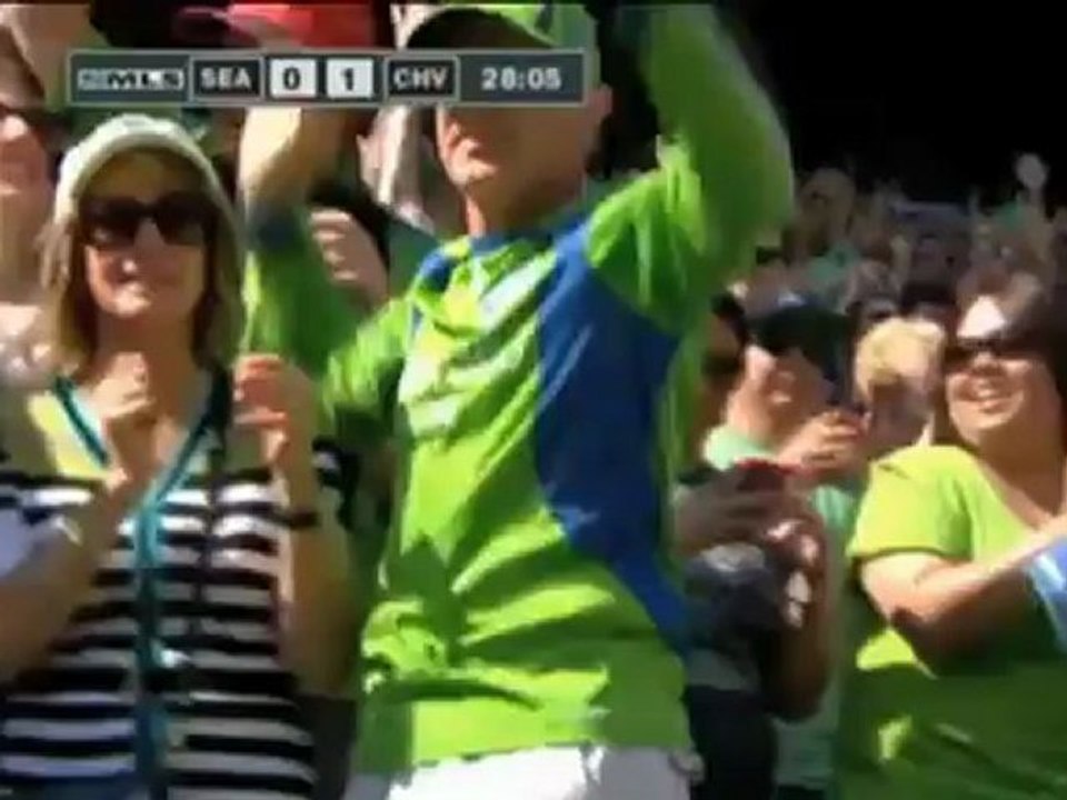 Doppelpack von Johnson sichert Seattle Platz zwei