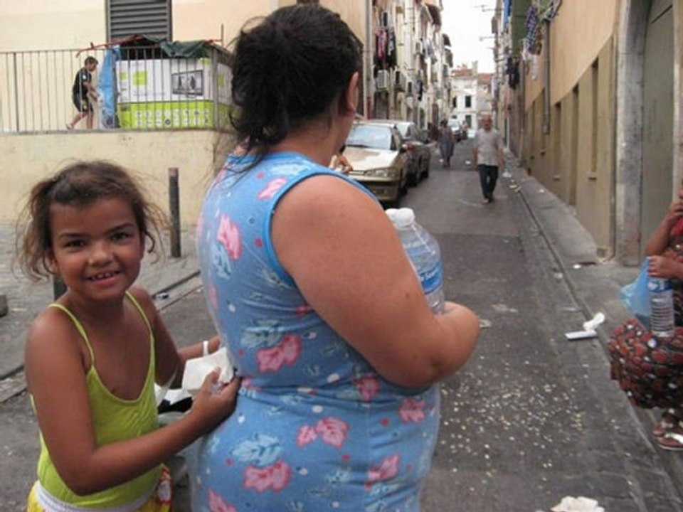 Les femmes gitanes du quartier Saint-Jacques à Perpignan