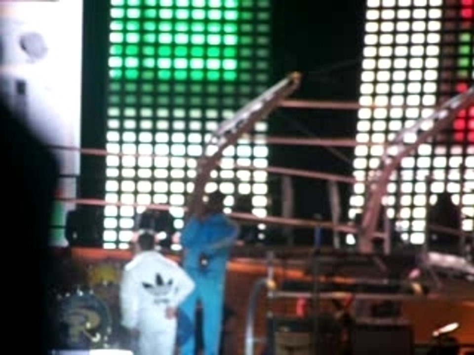 Robbie Williams - Rudebox - Live