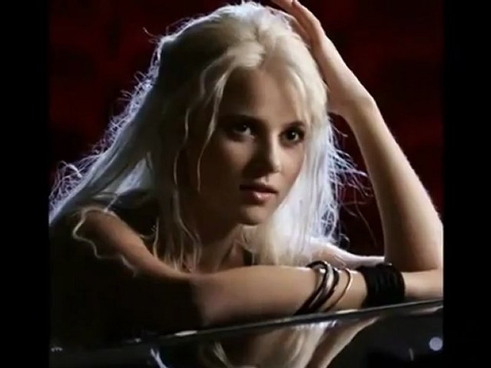 Top 25 _ Les plus belles femmes de l'Ukraine