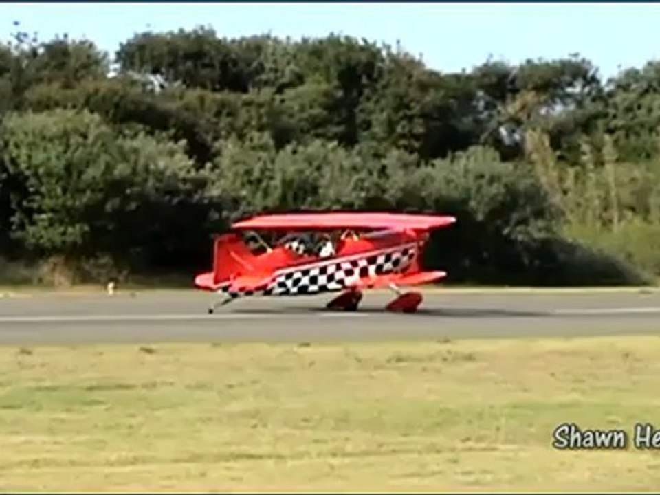 Stu Saward Pitts Validation 1- Durban Virginia Airshow 2012