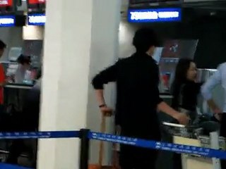 Yoon Sang Hyun ユンサンヒョン 윤상현 尹相鉉 9/9/12 Shanghai airport leaving (Fancam 3)