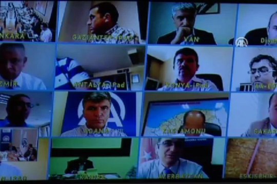 Akgiray'dan AA Finans Masası'na destek