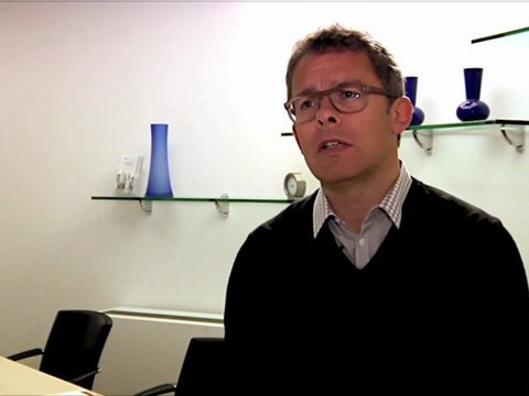 Mettre en place sa stratégie multicanal : interview de Pierre Bizollon pour Stratégies formations