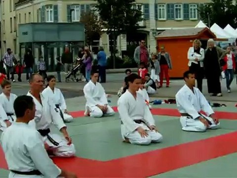 Présentation au forum des associations 2012