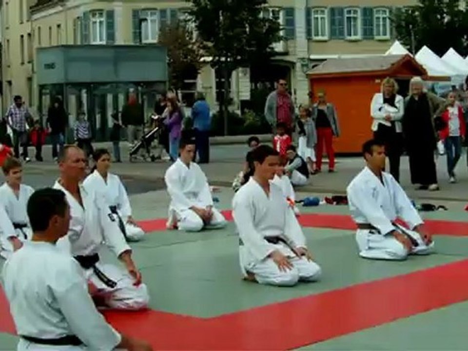 Présentation au forum des associations 2012