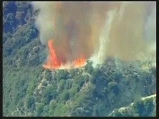 El incendio de Los Ángeles triplica su tamaño y obliga a desalojar 4.000 viviendas