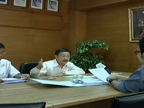 เปิดปม 100912