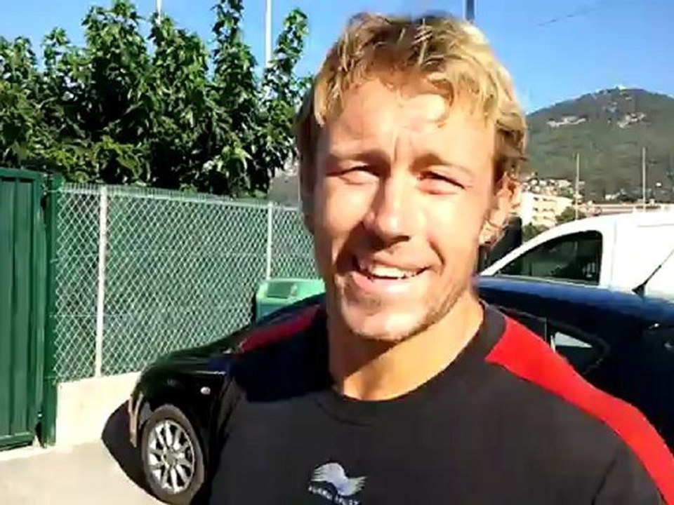 video-2012-07-31-08-59-56