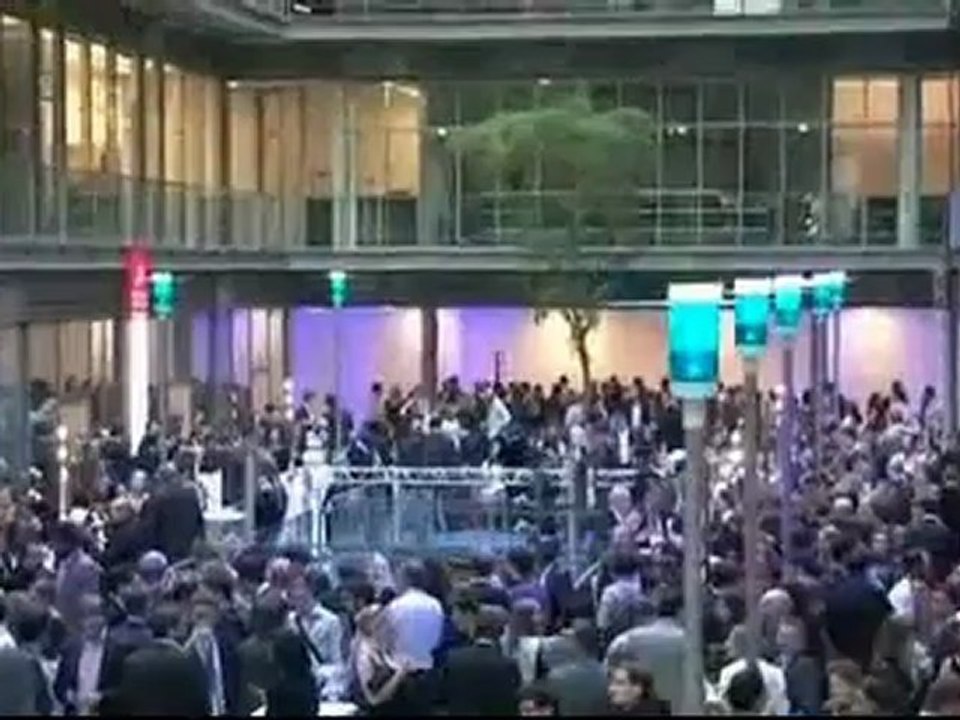 SOS Entrepreneur a reçu le Prix Entreprise Solidaire EDHEC 2012, pour son action en faveur des PME en difficulté.