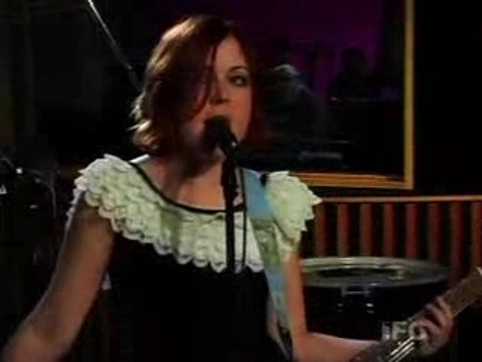 Sleater-Kinney on Henry Rollins