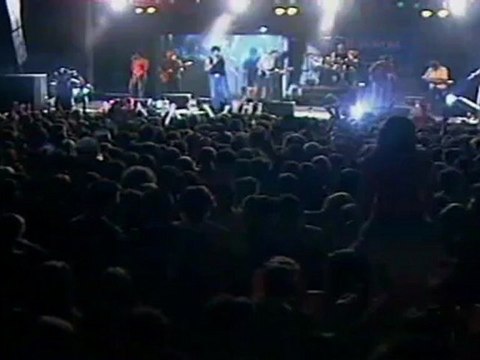 TOSE PROESKI : 'OCES DA TI DODJEM?