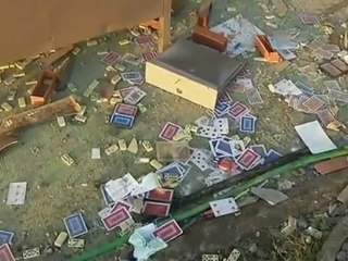 Blast hits Baghdad cafe