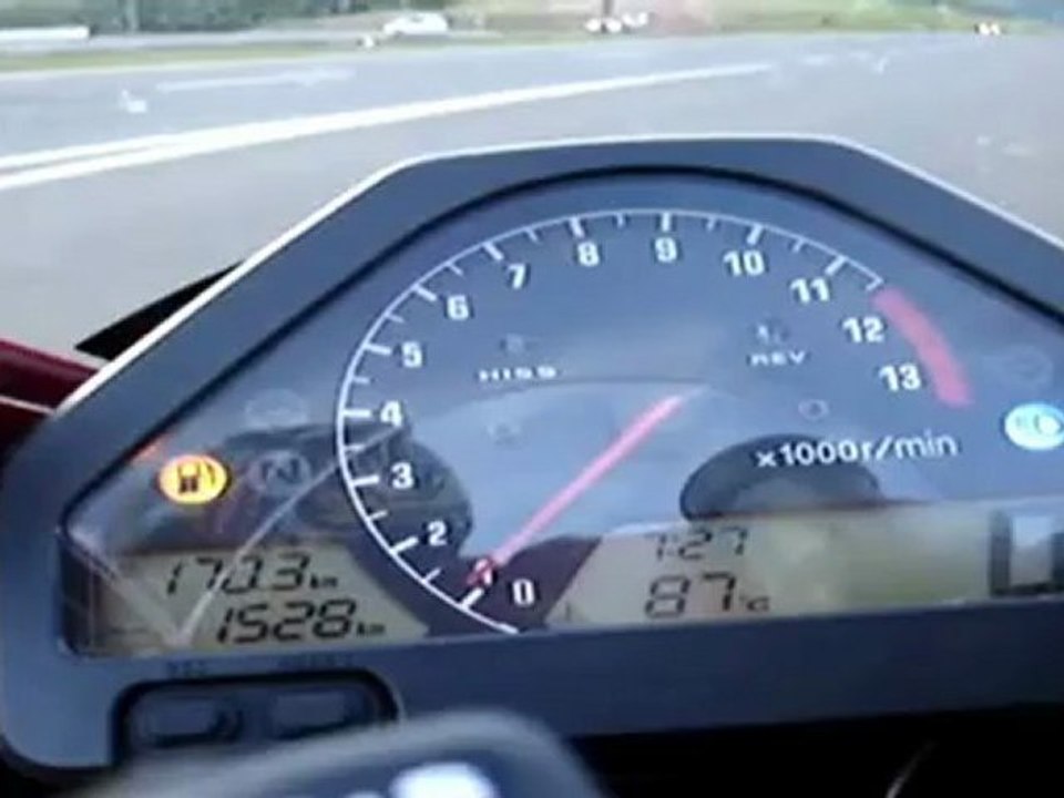 Asfaltul la 300km/h