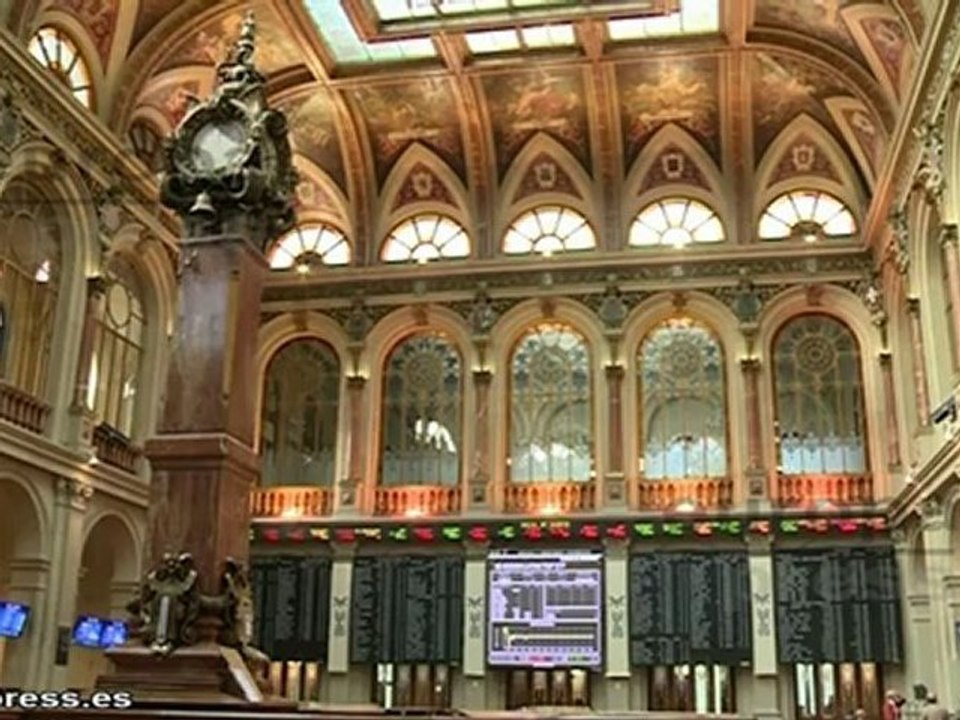 El Ibex cae un 0,6% con la prima de riesgo al alza