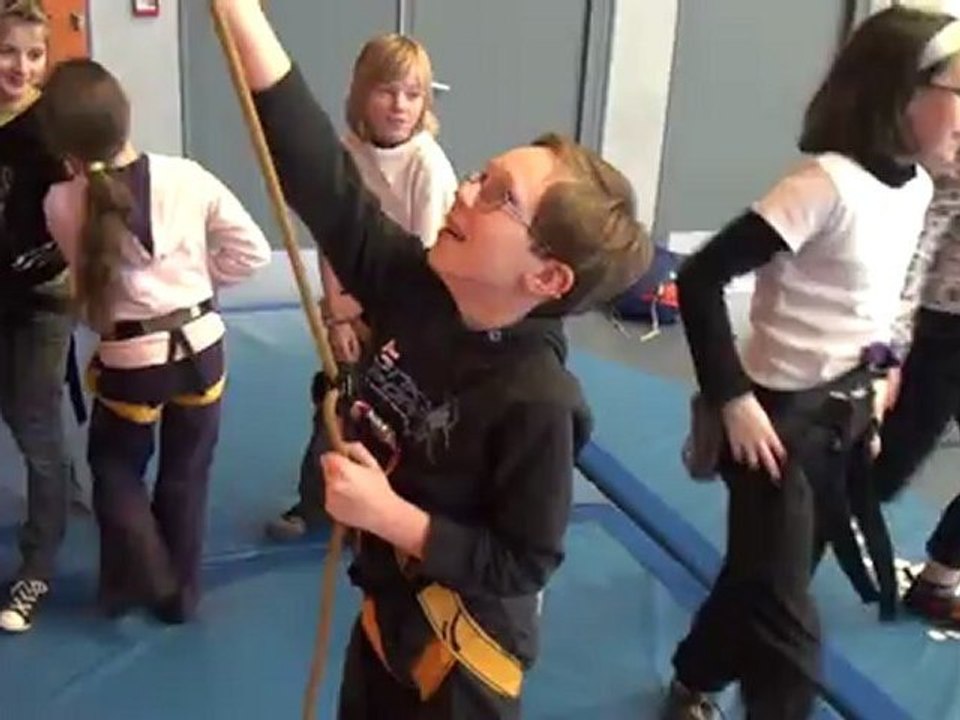 Tyrolienne au Club d'Escalade d'Avranches