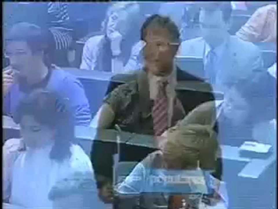 Las dos caras de Rajoy: en público respalda a Camps; en privado no