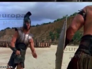 Brad Pitt necesita un arma para estar seguro