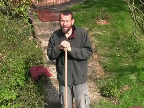 Dalle allée jardin, comment faire une allée jardin avec des dalles