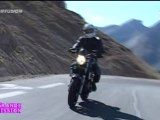 Un tour en moto dans les Alpes, ça vous tente?