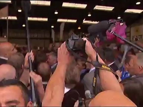 No Comment: l'arrivée de François Hollande à Rennes