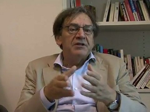 Alain Finkielkraut : La Une de Libé sur Bernard Arnault est indigne !