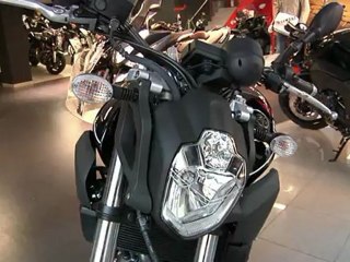 Conducción de motocicletas: Nakeds