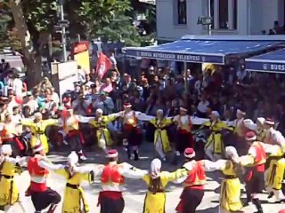 Bursa'nin kurtulusunun 90. yil etkinlikleri - KKTC halk danslari