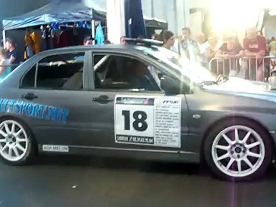 RALLYE DU PAYS D'AUGE 2012 APRES L'ES4 PARC DES EXPOSITIONS DE LISIEUX