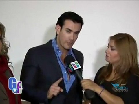 David Zepeda @davidzepeda1 enlace presentación de @unanochedepasio || EGYF