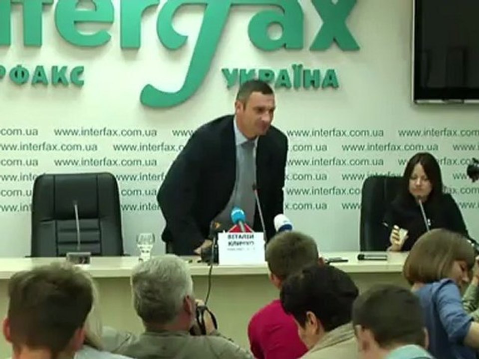 Klitschko back in Ukraine political ring after fight