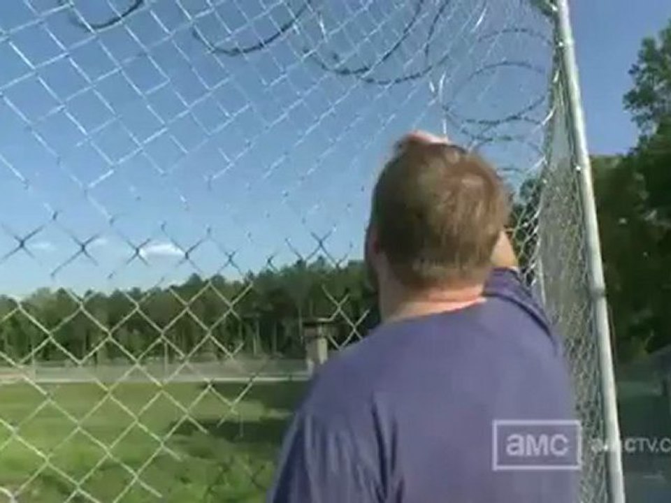 The Walking Dead: Behind the scenes season 3 Tour of the Prison Set