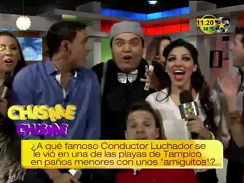 Chisme  de Vivalavi  sobre flor