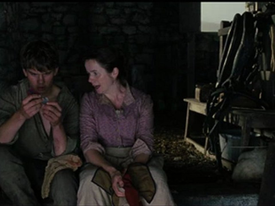 Cheval de Guerre - Extrait - Rose parle du service militaire de Ted VF