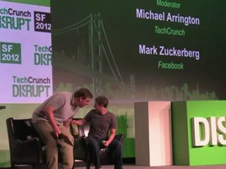 فيسبوك يستهدف الهواتف الخلوية للتعويض عن إخفاقه في البورصة